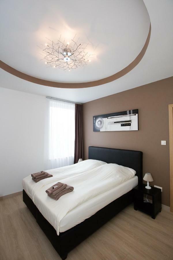 Elysian Bed & Breakfast อีปส์ ภายนอก รูปภาพ